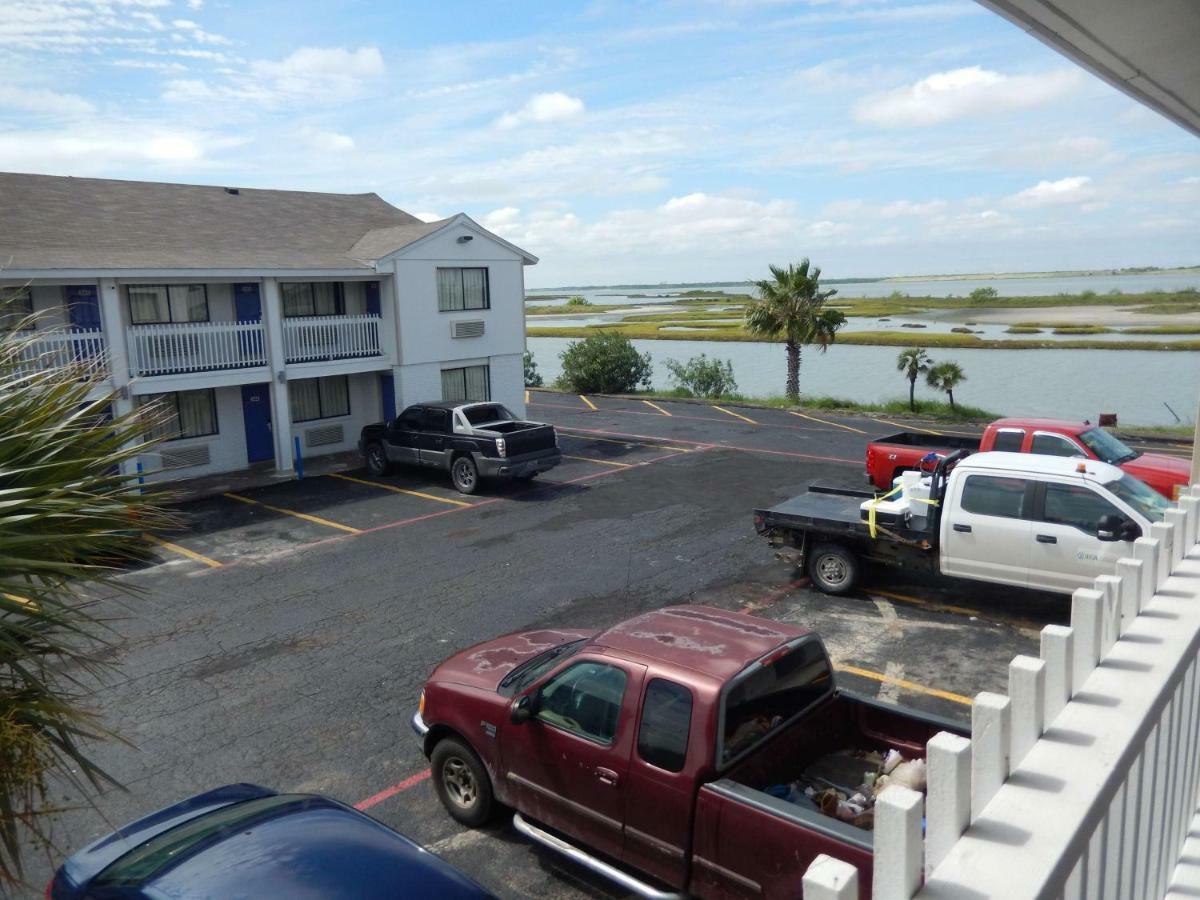 Motel 6-Portland, Tx Zewnętrze zdjęcie
